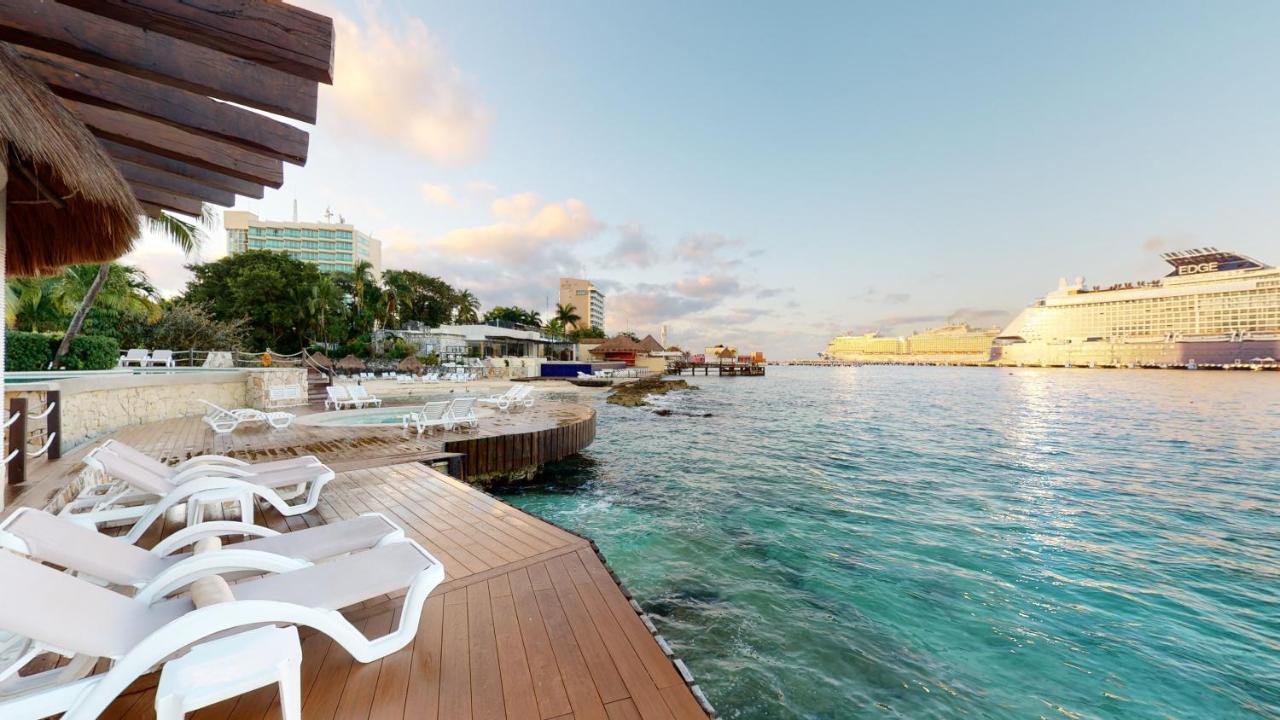 Hotel Grand Park Royal Cozumel Esterno foto Cancún