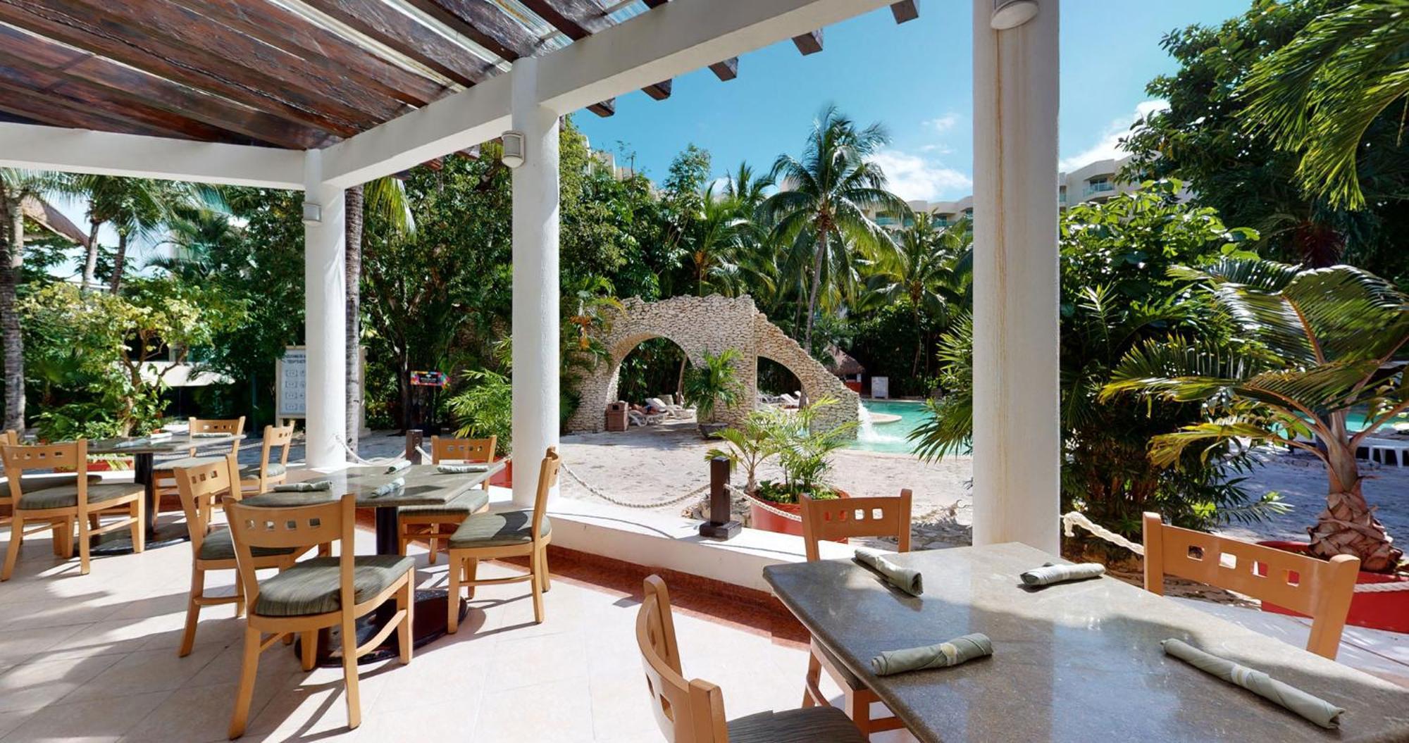 Hotel Grand Park Royal Cozumel Esterno foto