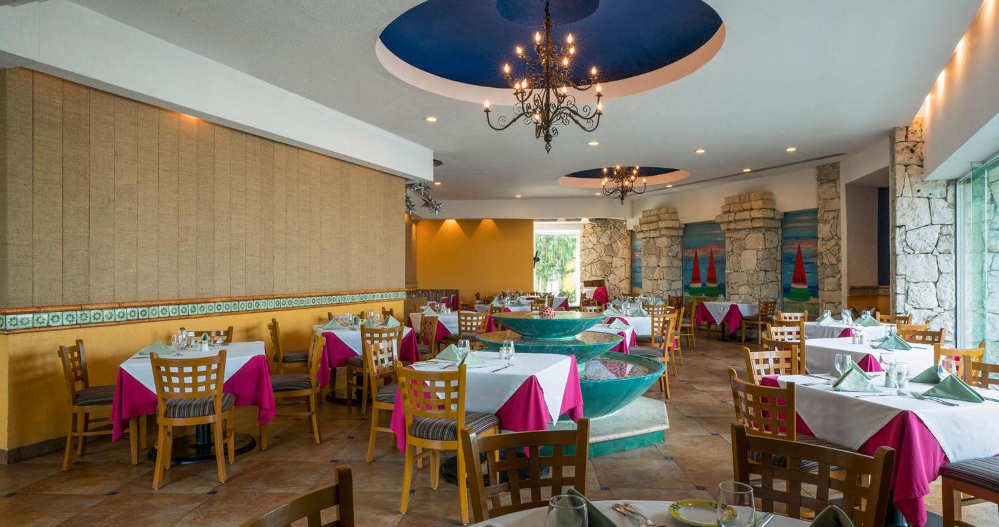 Hotel Grand Park Royal Cozumel Esterno foto